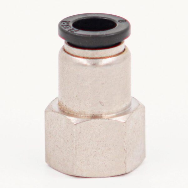CONEXAO RETA FEMEA 10MMX3/8 BSP ECONOMICA